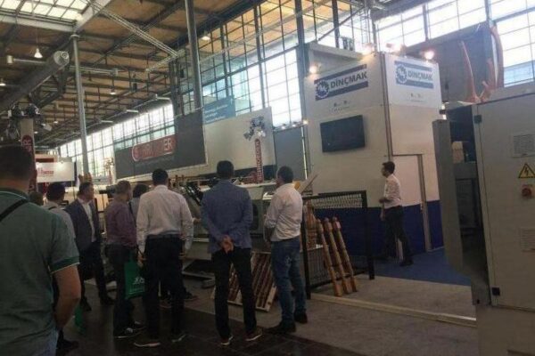 img-5874-1622481072.807131 img-5874-1622481072.807131